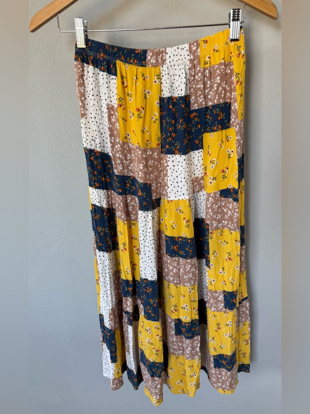 Espresso Midi Skirt – Women’s Size M – Boho Patchwork Cottagecore Floral 90s Wes